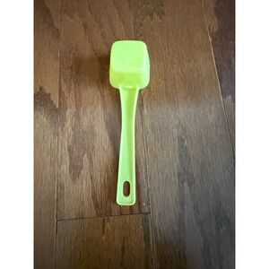 Vintage Community Coffee CBC Approved Coffee Measure Scoop 50's - 60's Yellow